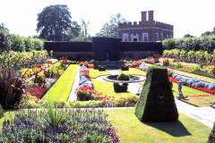 Hampton-Court-Palace-07-0028